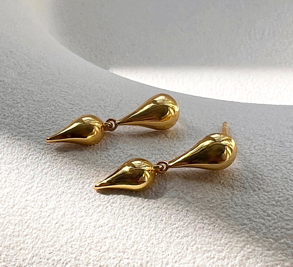 Classic øreringe i 18 karat guldbelagt sølv