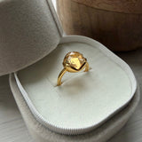 Glory ring i 18 karat förgyllt silver med grön onyx